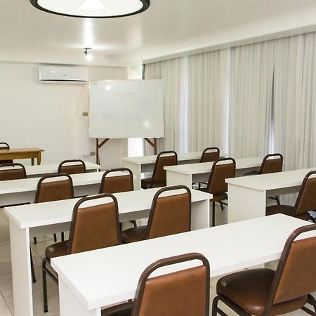 Grand Prix Hotel Cascavel  Buitenkant foto
