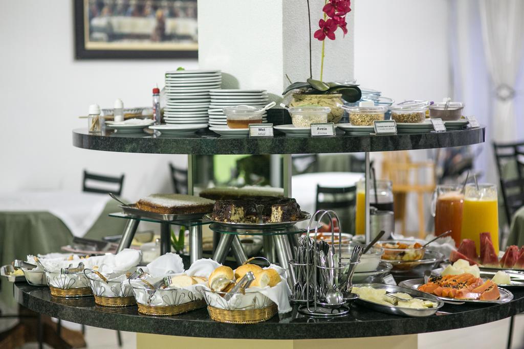 Grand Prix Hotel Cascavel  Buitenkant foto