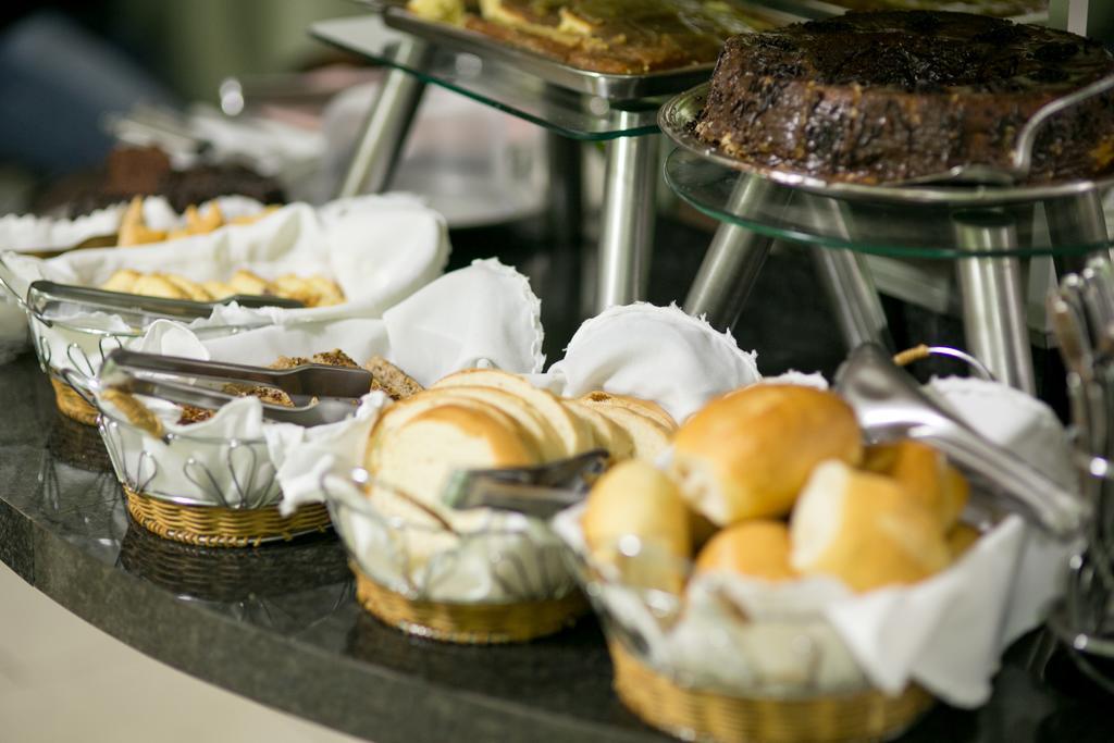Grand Prix Hotel Cascavel  Buitenkant foto